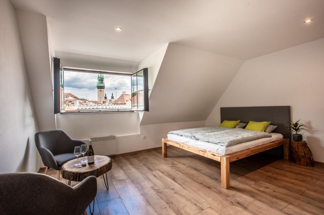 Apartmany Na Mikulasskem Namesti Znojmo Zewnętrze zdjęcie